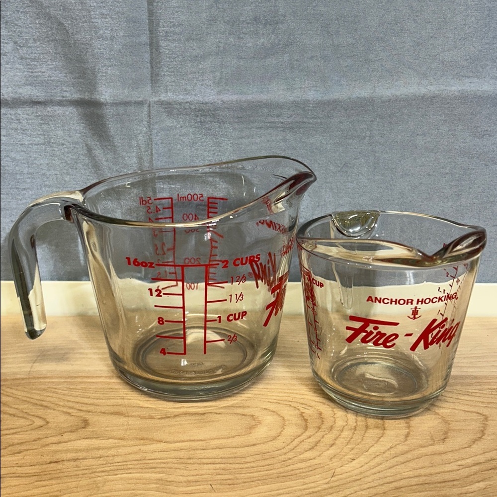 Anchor Hocking Fire King  1 and 2 cups Measuring With Handle & Pouring Spout